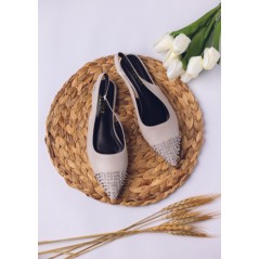 VANILLA OFF-WHITE SPIKE RING DETAIL POINTED TOE FLATS
